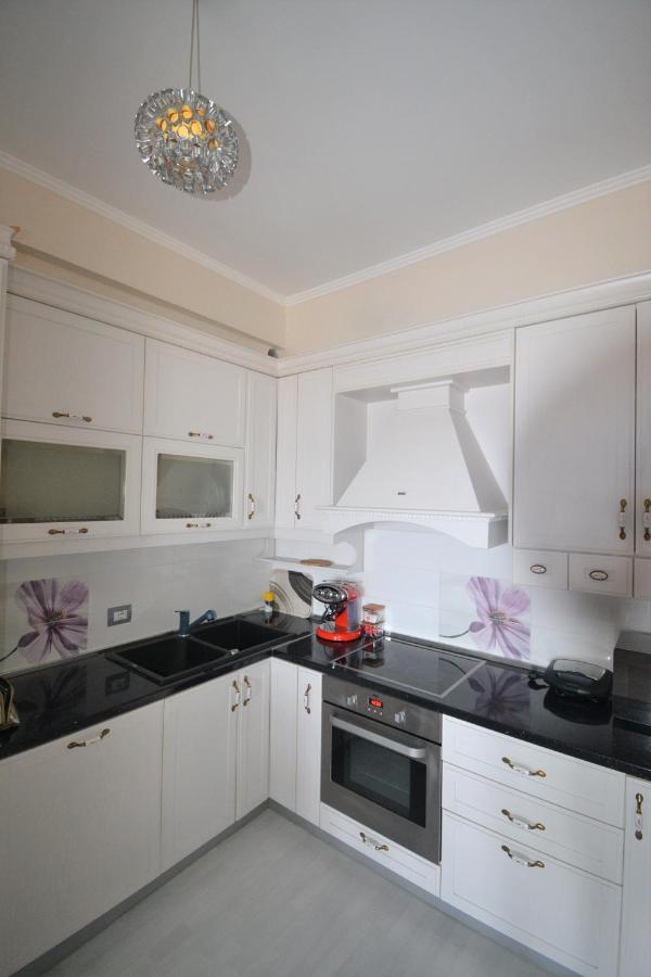 Luxury Penthouse B&E Lejlighed Sarandë Eksteriør billede