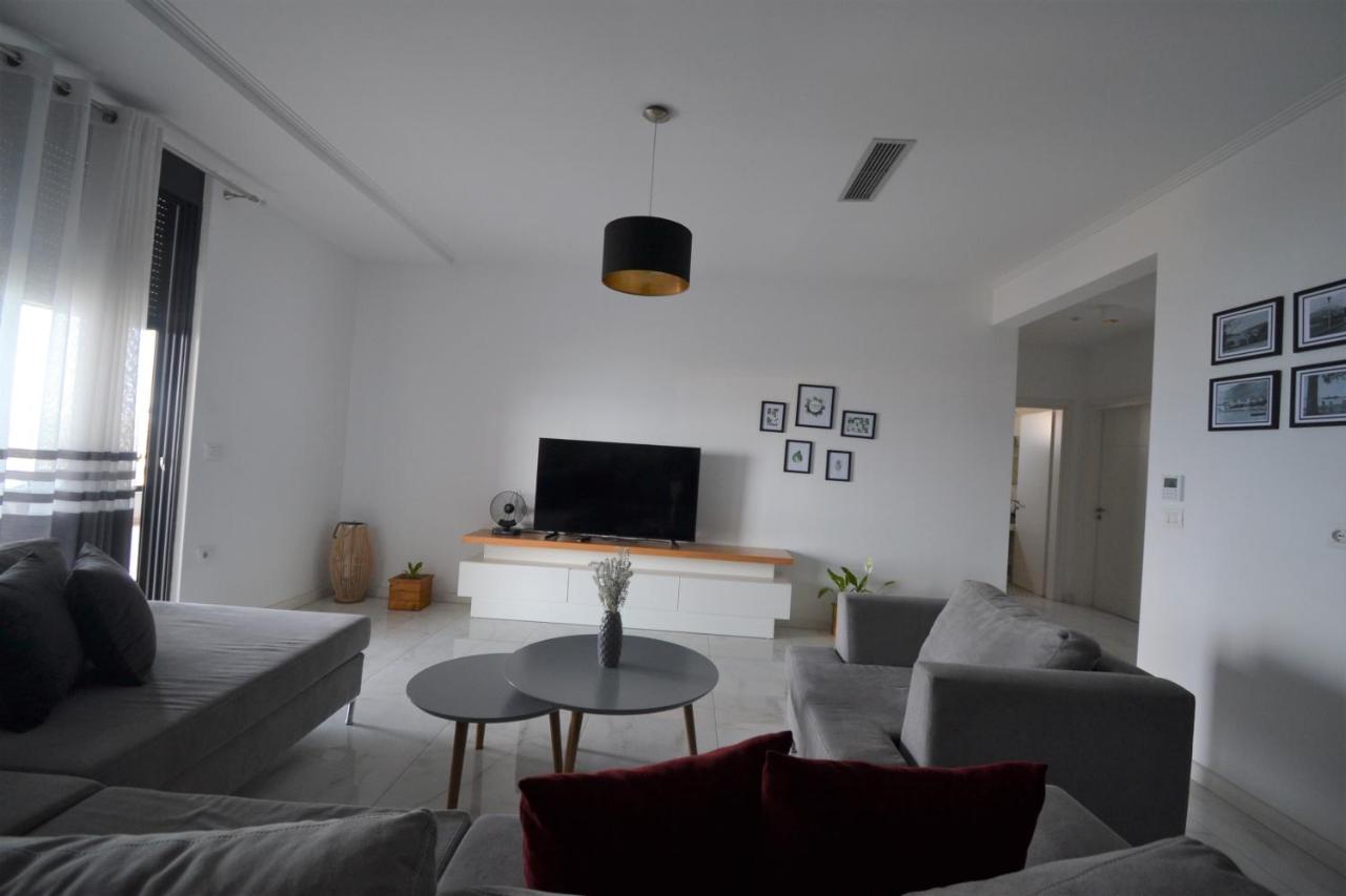 Luxury Penthouse B&E Lejlighed Sarandë Eksteriør billede