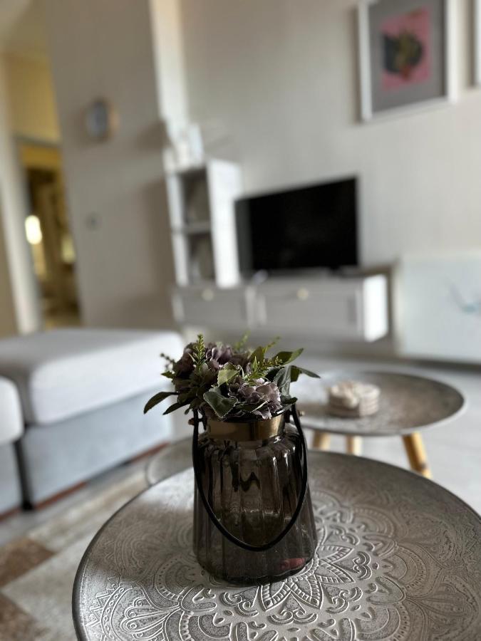 Luxury Penthouse B&E Lejlighed Sarandë Eksteriør billede