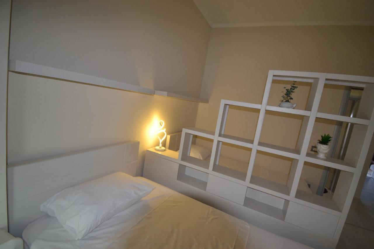 Luxury Penthouse B&E Lejlighed Sarandë Eksteriør billede