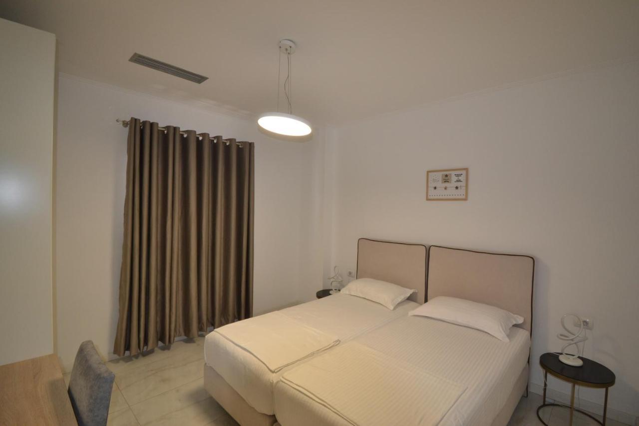Luxury Penthouse B&E Lejlighed Sarandë Eksteriør billede