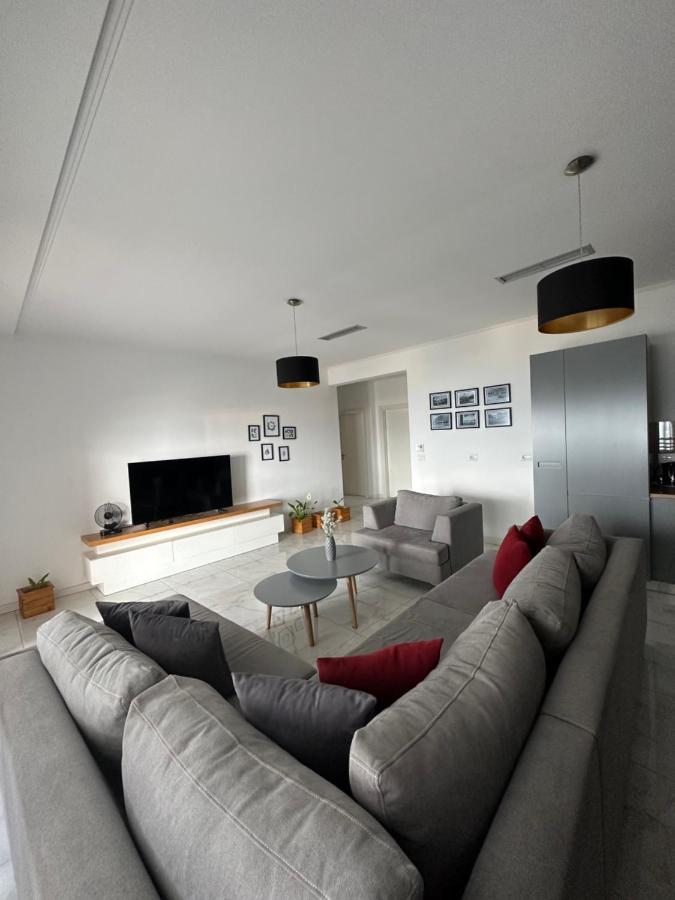 Luxury Penthouse B&E Lejlighed Sarandë Eksteriør billede